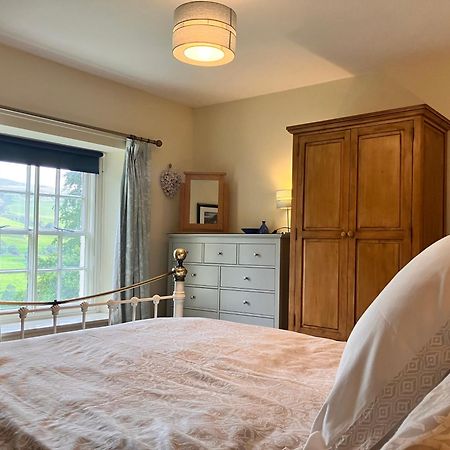 Plas Yn Yale With Mountain Views From All Windows Wrexham Luaran gambar
